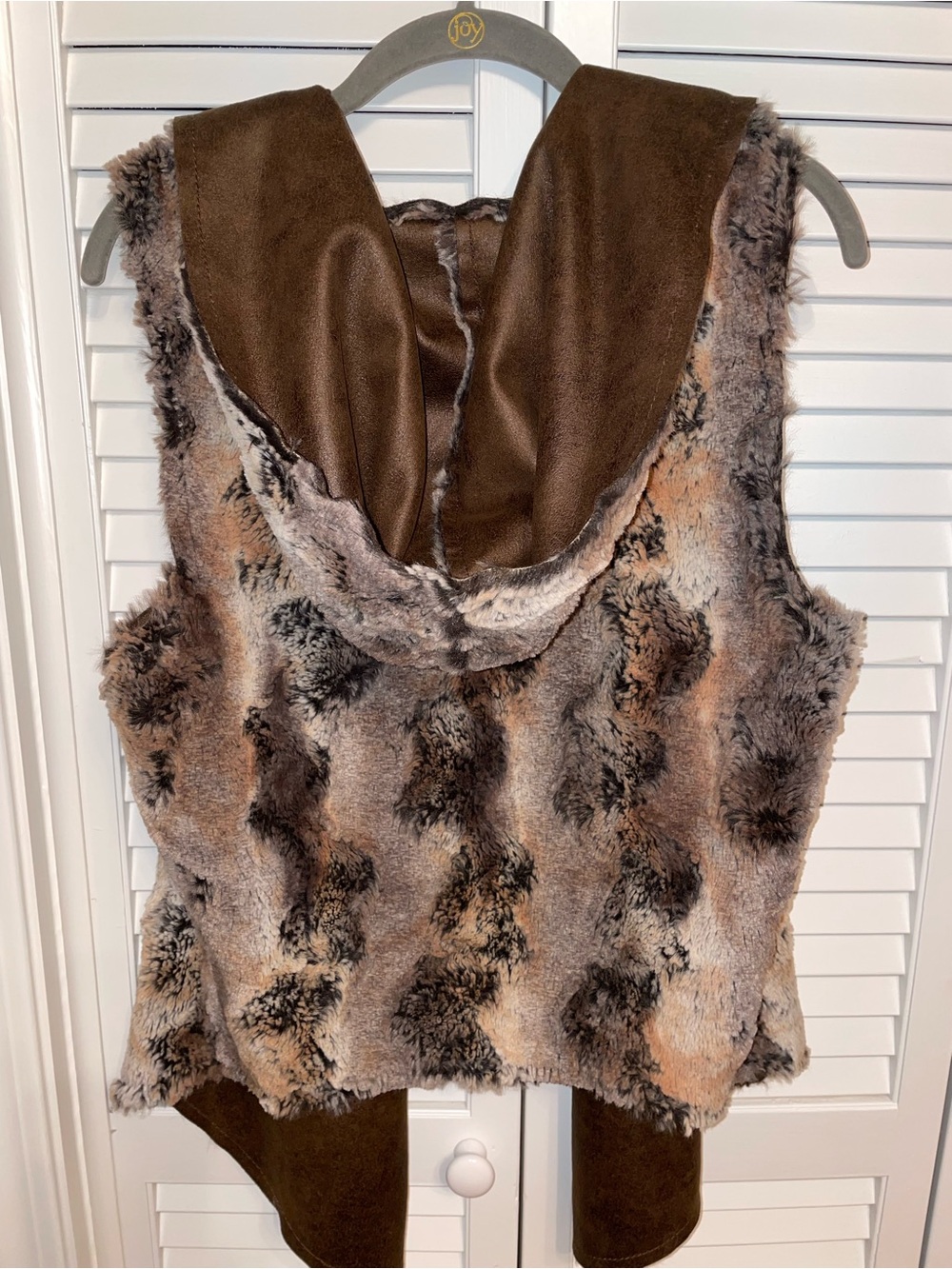 Reversible Faux Fur + Leather Open-Front Vest with Hood Boutique Bought sz M - L